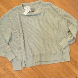 American Eagle Sweater NWT